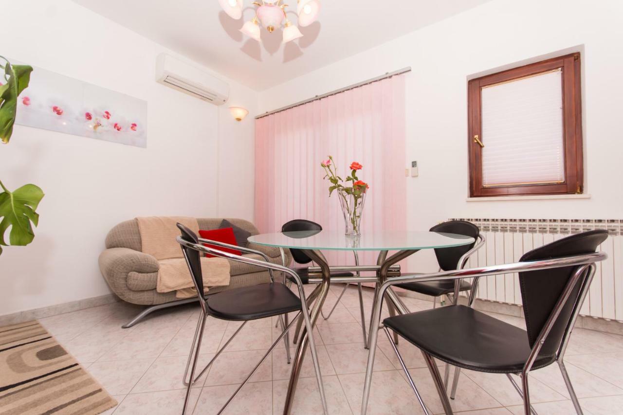 Apartman Mina Trogir Exterior foto